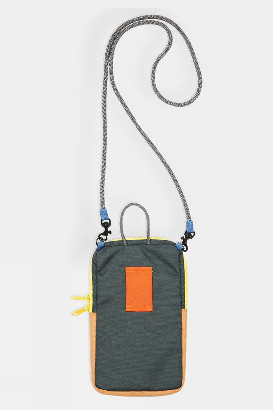 Essential Cross Body Wallet