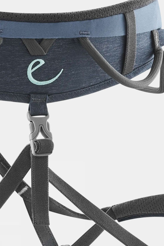 Moe III Climbing Harness