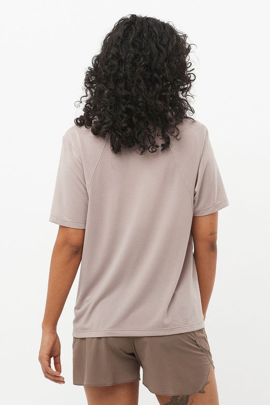 Womens Shakeout Core T-Shirt