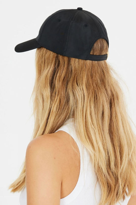 Womens Trudy Cap