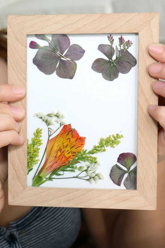 Huckleberry Make Your Own Pressed Flower Frame Art Kit