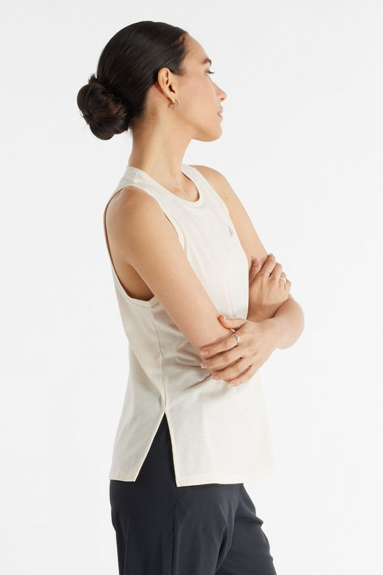 Womens Sport Essentials Heathertech Tank Top